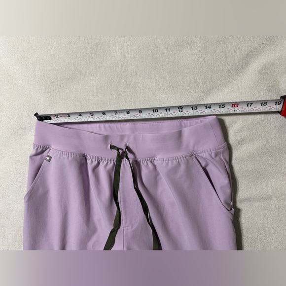 FIGS HW Zamora Jogger Scrub Pants Women's Large Petite Light Purple‎ - Picture 5 of 10